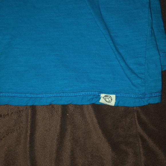 Free Planet Blue Tee with Pocket - Picture 5 of 5